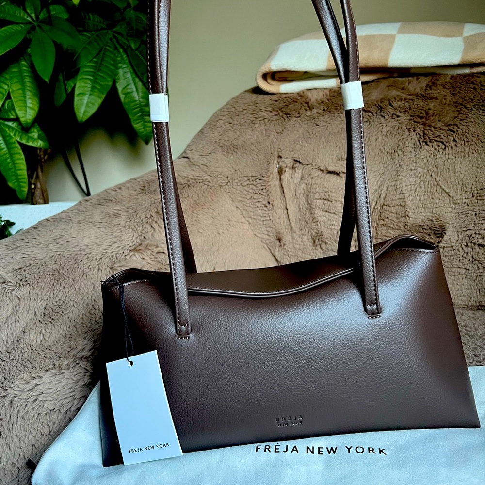 Brand new freja New York bag